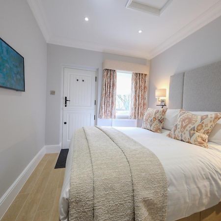 בית הארחה Ongar 	Mulberry House מראה חיצוני תמונה