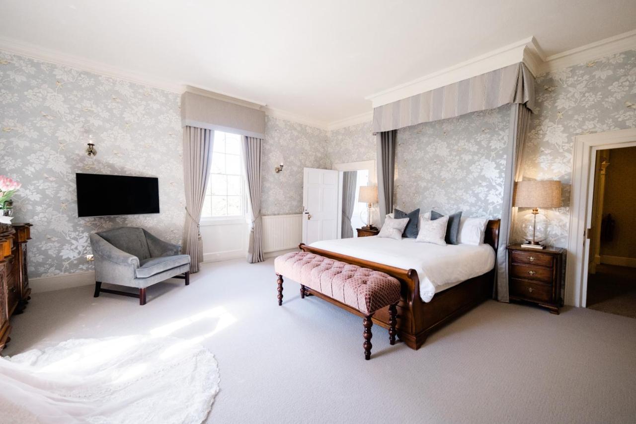 בית הארחה Ongar 	Mulberry House מראה חיצוני תמונה